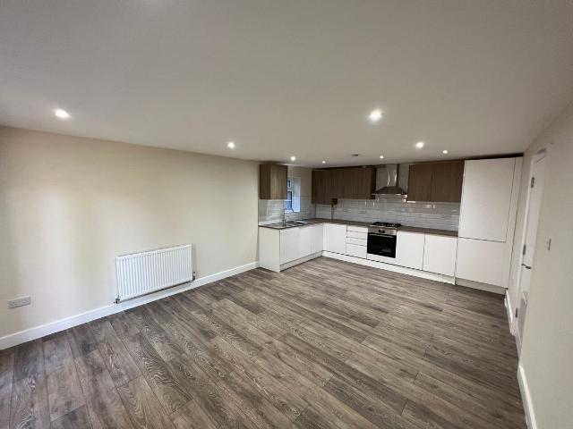 Apartment for rent in Ickenham, Greater London