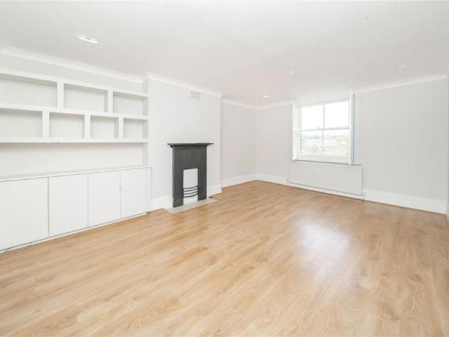 Apartment for rent in Queen's Park, Brondesbury Park