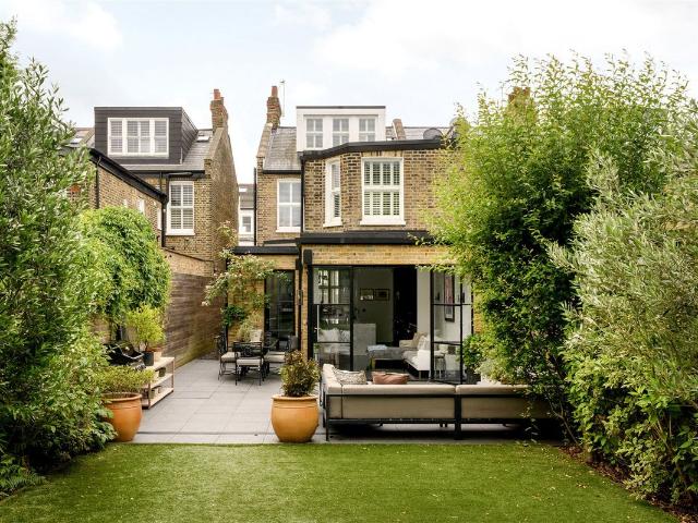 House for rent in Queen's Park, Brondesbury Park