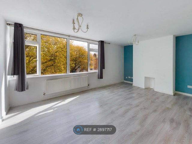 Apartment for rent in Pennycomequick, Mount Wise