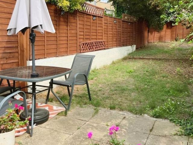 Apartment for rent in Hythe, Colchester