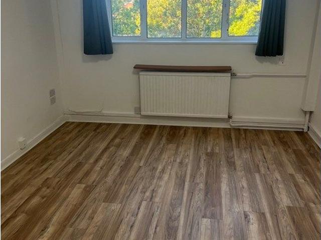 Studio for rent in London Borough of Wandsworth, Greater London