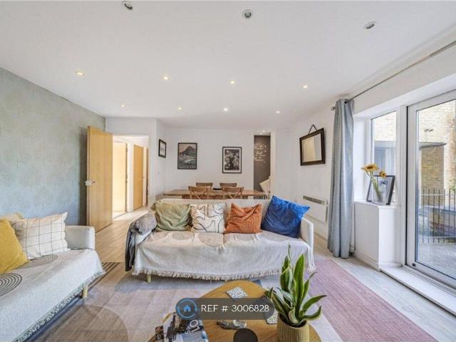 Apartment for rent in Rotherhithe, Greater London