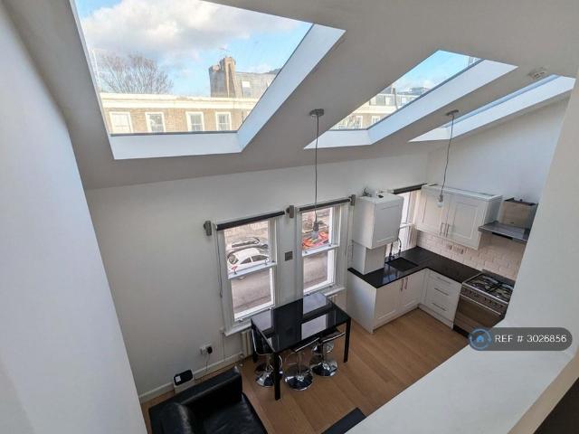 Apartment for rent in Fulham, Walham Green