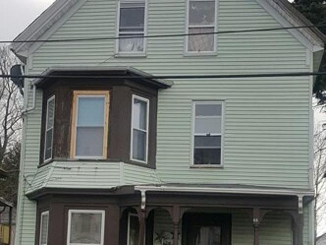 House for sale in Lynn, Essex County