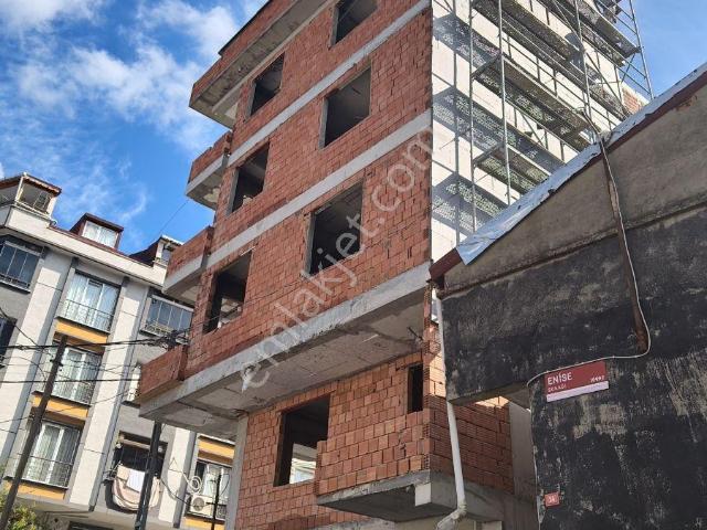 Anadolu Mahallesi, Arnavutköy içerisinde satılık Bina