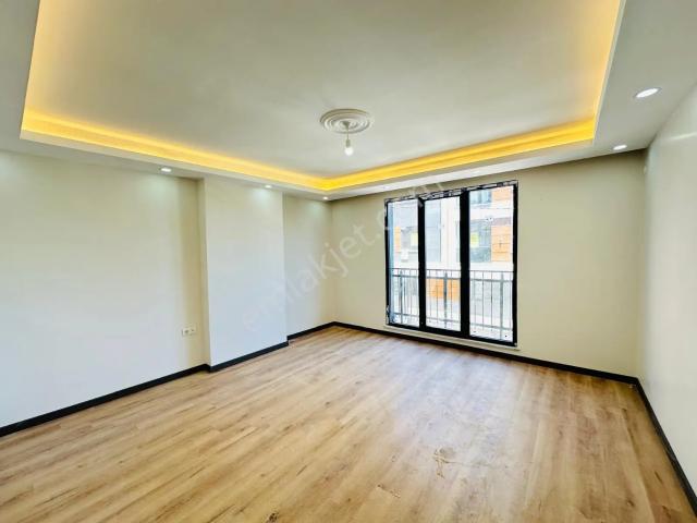 Küçükçekmece, İstanbul içerisinde satılık mülk