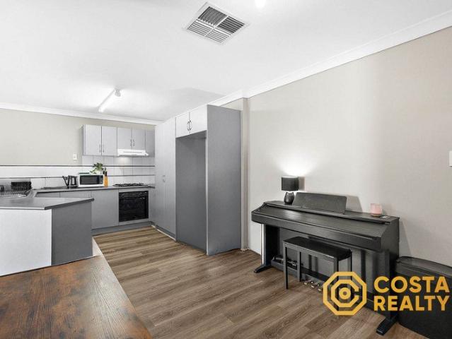 Villa for sale in Queens Park, Western Australia