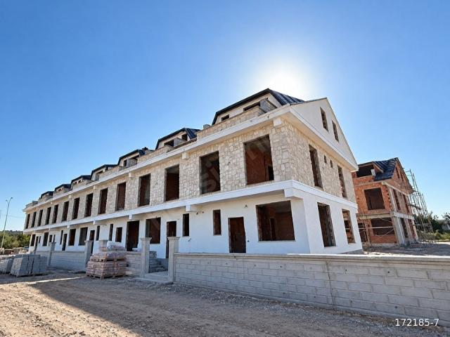 Yayla Mahallesi, Kocaali içerisinde satılık Villa