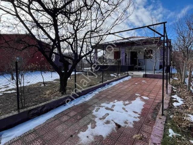 Niğde içerisinde satılık Villa