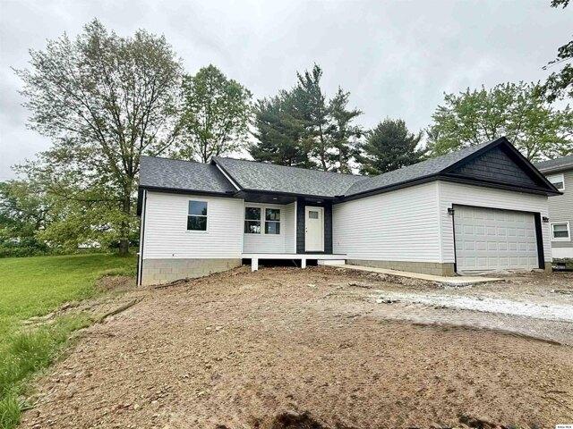 House for sale in Howard