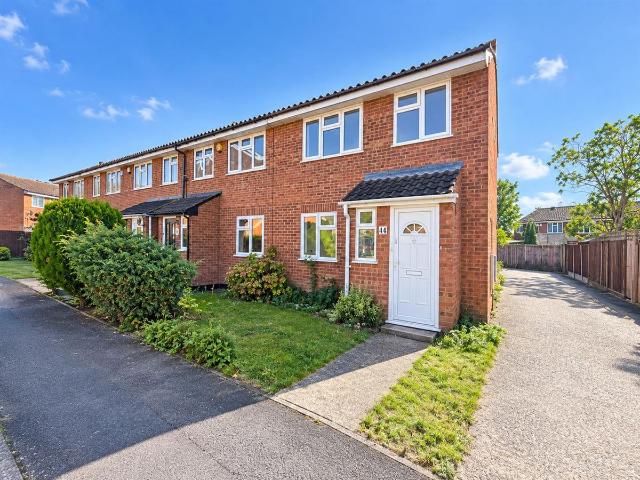 House for rent in London Borough of Hillingdon, Greater London