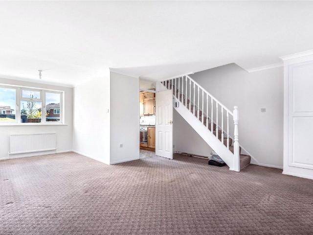 House for rent in Ickenham, Greater London