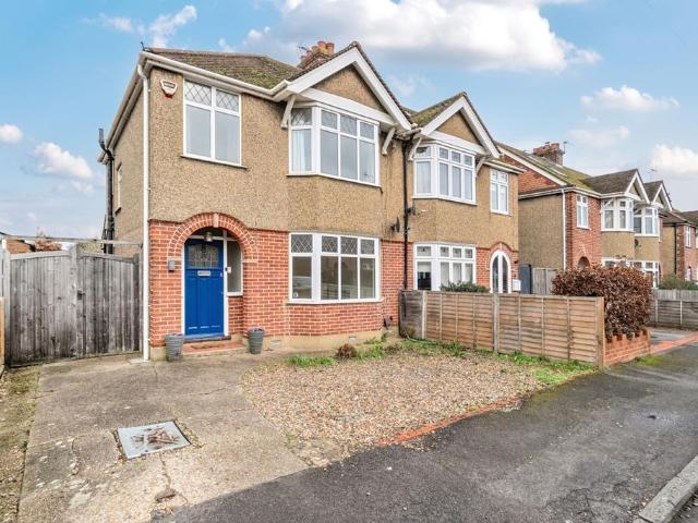 House for rent in Clewer Village, Windsor