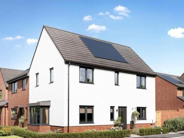 House for sale in Queen's Park, Blackburn