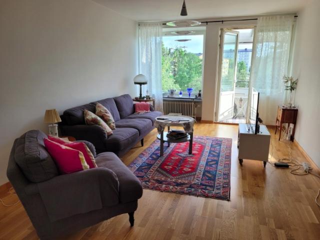 Lägenhet hyra i Hässelby-Vällingby, Stockholm