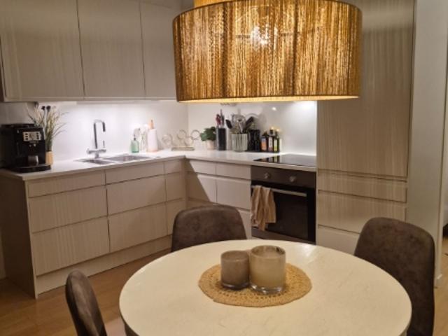 Lägenhet hyra i Hässelby-Vällingby, Stockholm