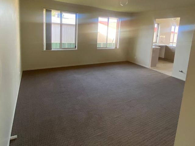 House for rent in Bomaderry, New South Wales