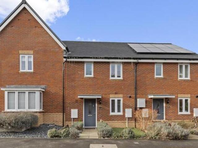 House for sale in Perryfields, West Sussex