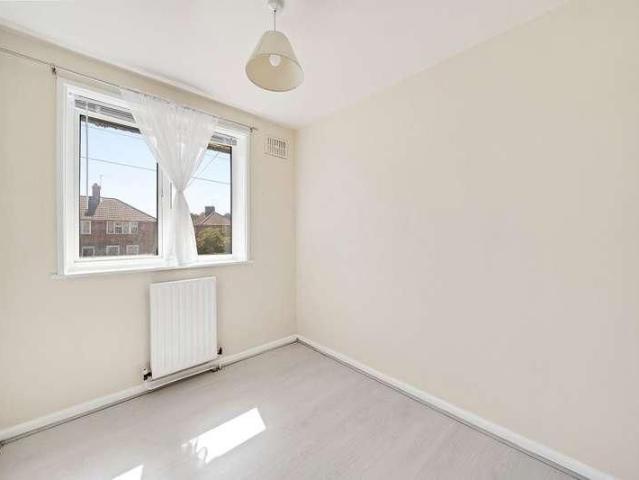 House for rent in Mottingham, Greater London
