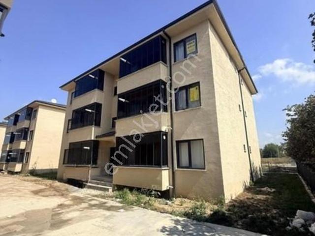 Karaçalılık, Akyazı içerisinde kiralık mülk