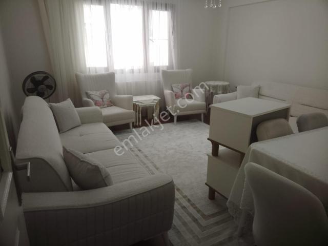 Karabağlar, İzmir içerisinde kiralık mülk
