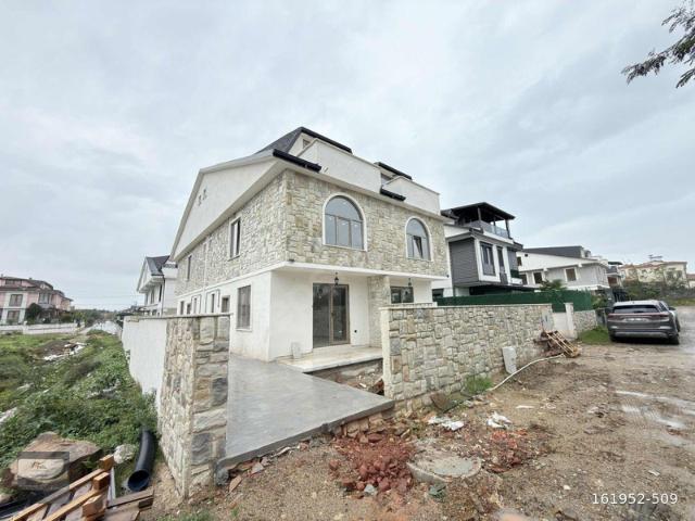 Yayla Mahallesi, Kocaali içerisinde satılık Villa