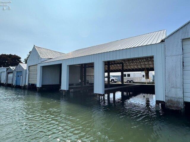 Condo for sale in Sandusky