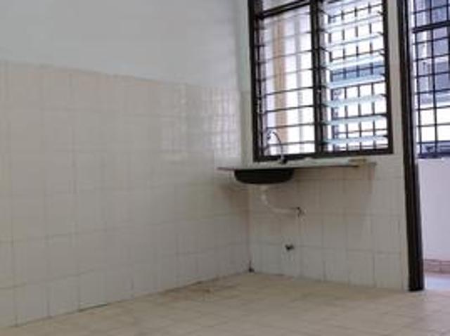 Apartment for rent in Langat, Selangor