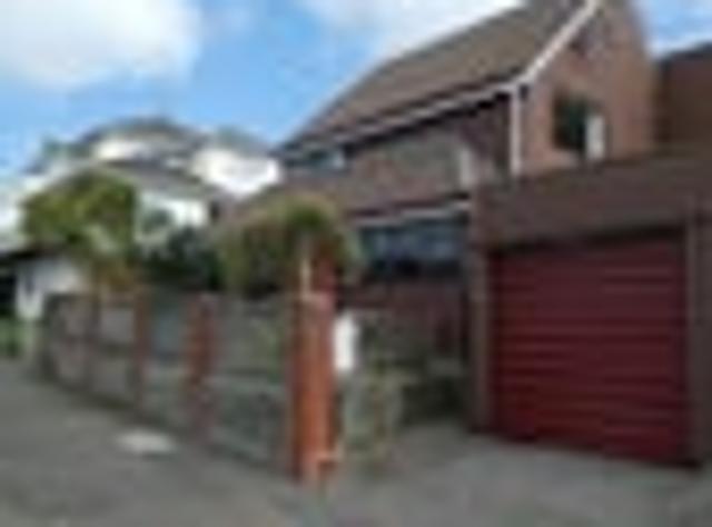 Townhouse for rent in Matata, Wellington
