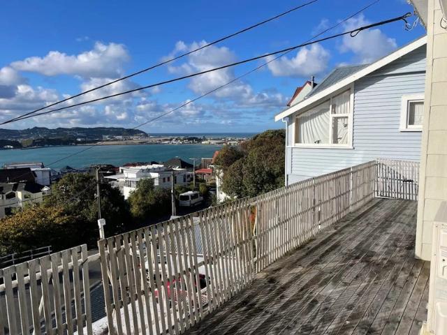 Apartment for rent in Matata, Wellington