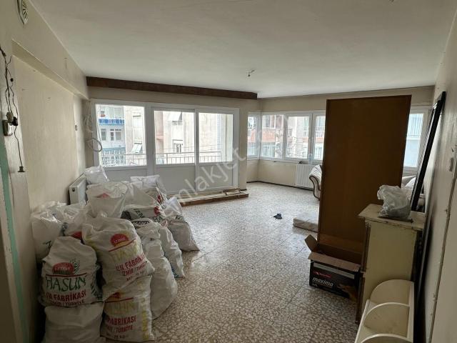 Konak, İzmir içerisinde kiralık mülk
