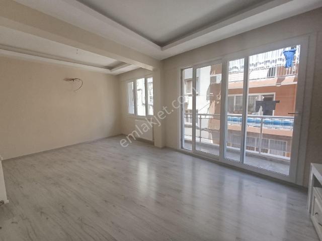 Konak, İzmir içerisinde satılık mülk