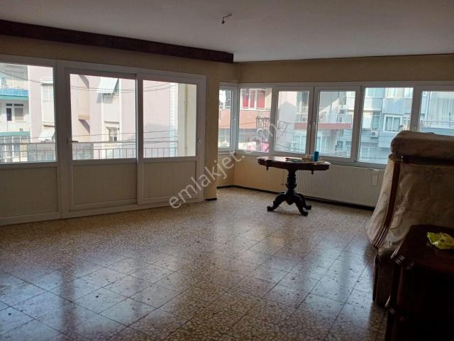 Konak, İzmir içerisinde satılık mülk