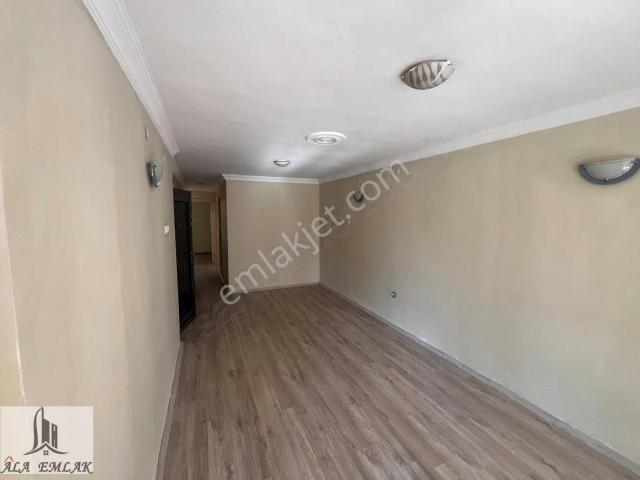 Konak, İzmir içerisinde satılık mülk