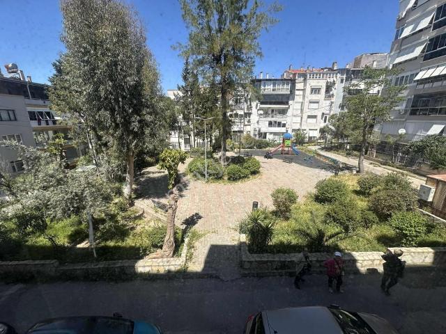 Konak, İzmir içerisinde satılık mülk
