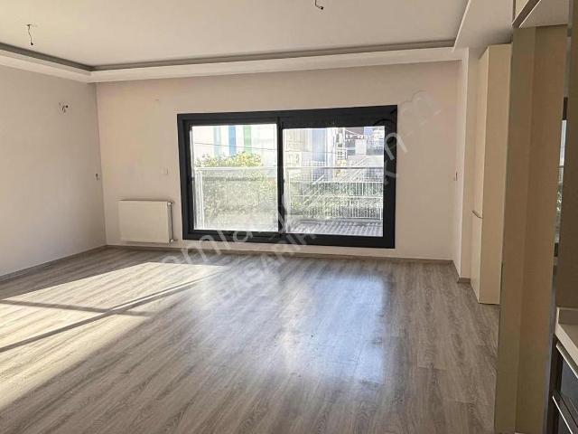 Konak, İzmir içerisinde kiralık mülk