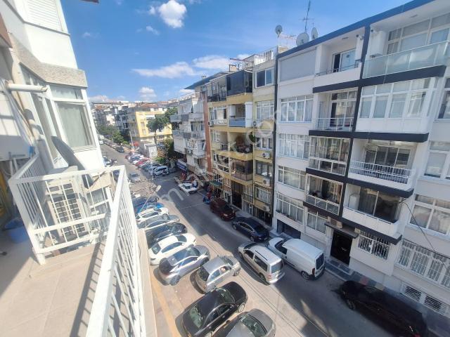 Konak, İzmir içerisinde satılık mülk