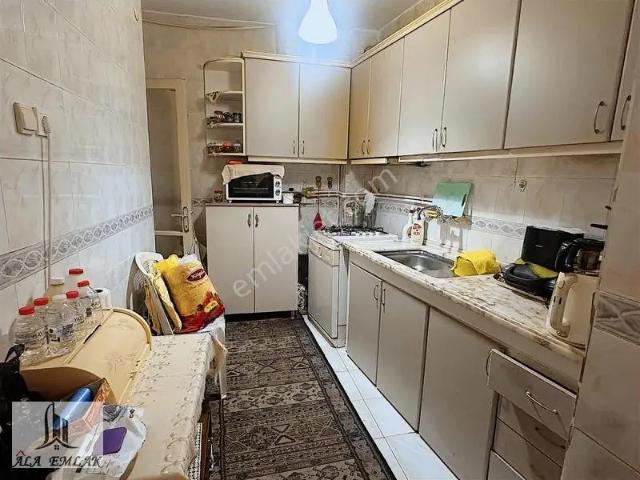 İzmir, Konak içerisinde satılık mülk