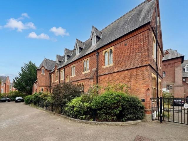 Apartment for rent in Clewer Village, Windsor