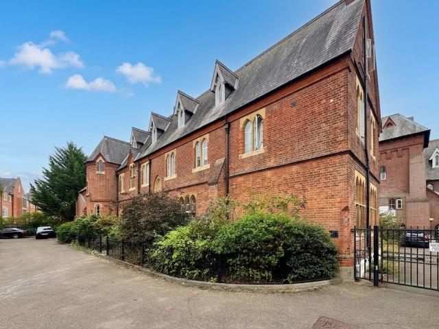Apartment for rent in Clewer Village, Windsor