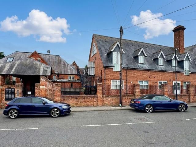 Apartment for rent in Clewer Village, Windsor