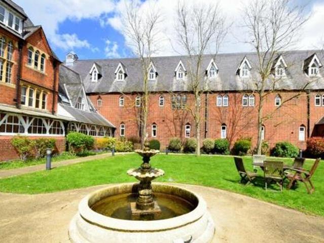 House for sale in Lambourn, West Berkshire