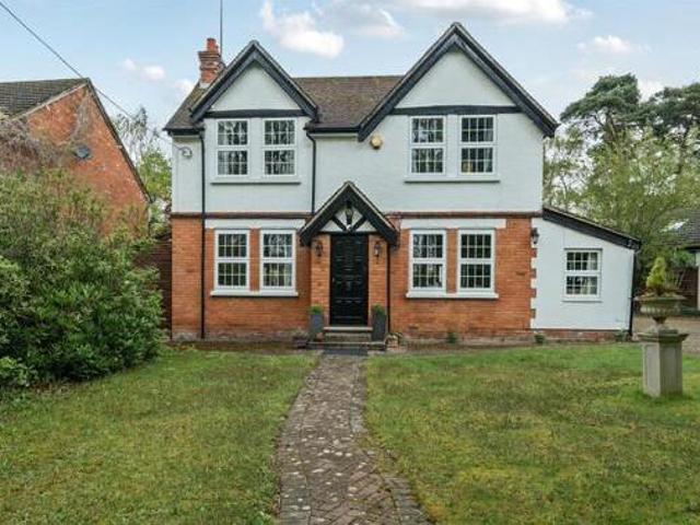 House for sale in Crowthorne