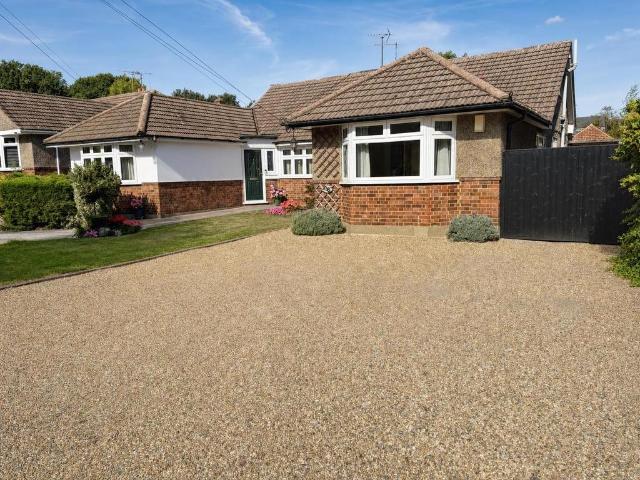 House for rent in Pilgrims' Hatch, Brentwood