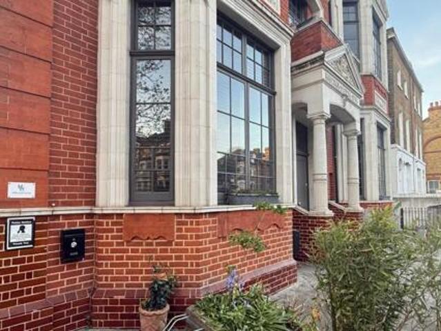 House for rent in Lyons, Greater London