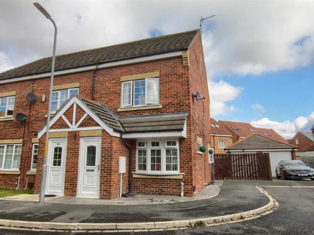 House for rent in Broom Hill, Ingleby Barwick