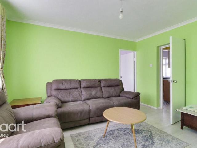 Apartment for rent in London Borough of Redbridge, Greater London