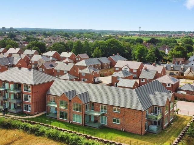 Apartment for sale in Kettlebrook, Staffordshire