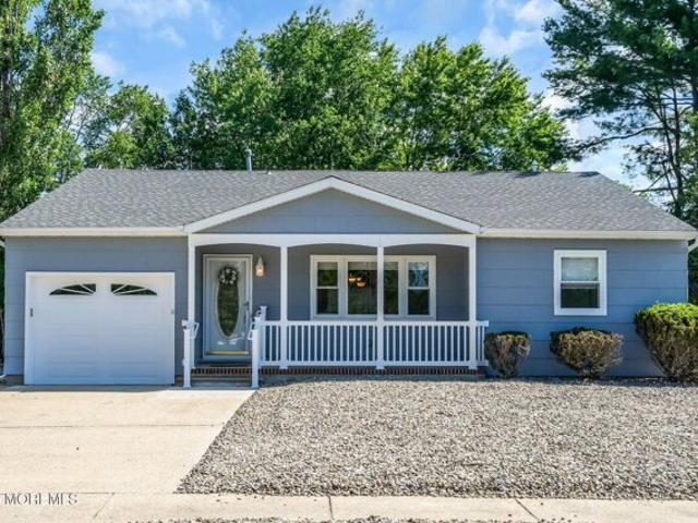 House for sale in Bayville, New Jersey